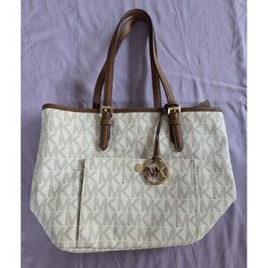 Michael Kors Women's Jet Set Logo Large Snap Pocket Tote Bag Excellent Condition